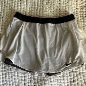 Nike Tennis Skort M